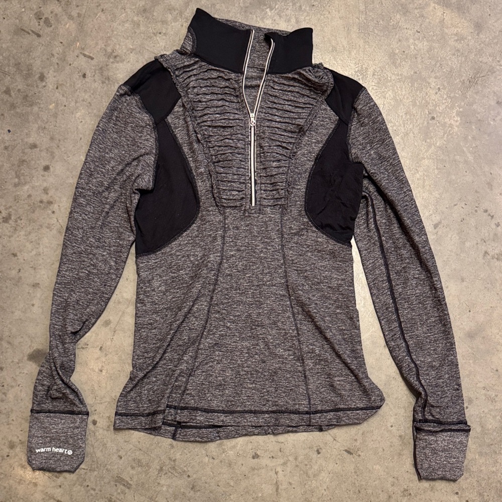 Lulu Gray and Black Quarter-Zip Pullover